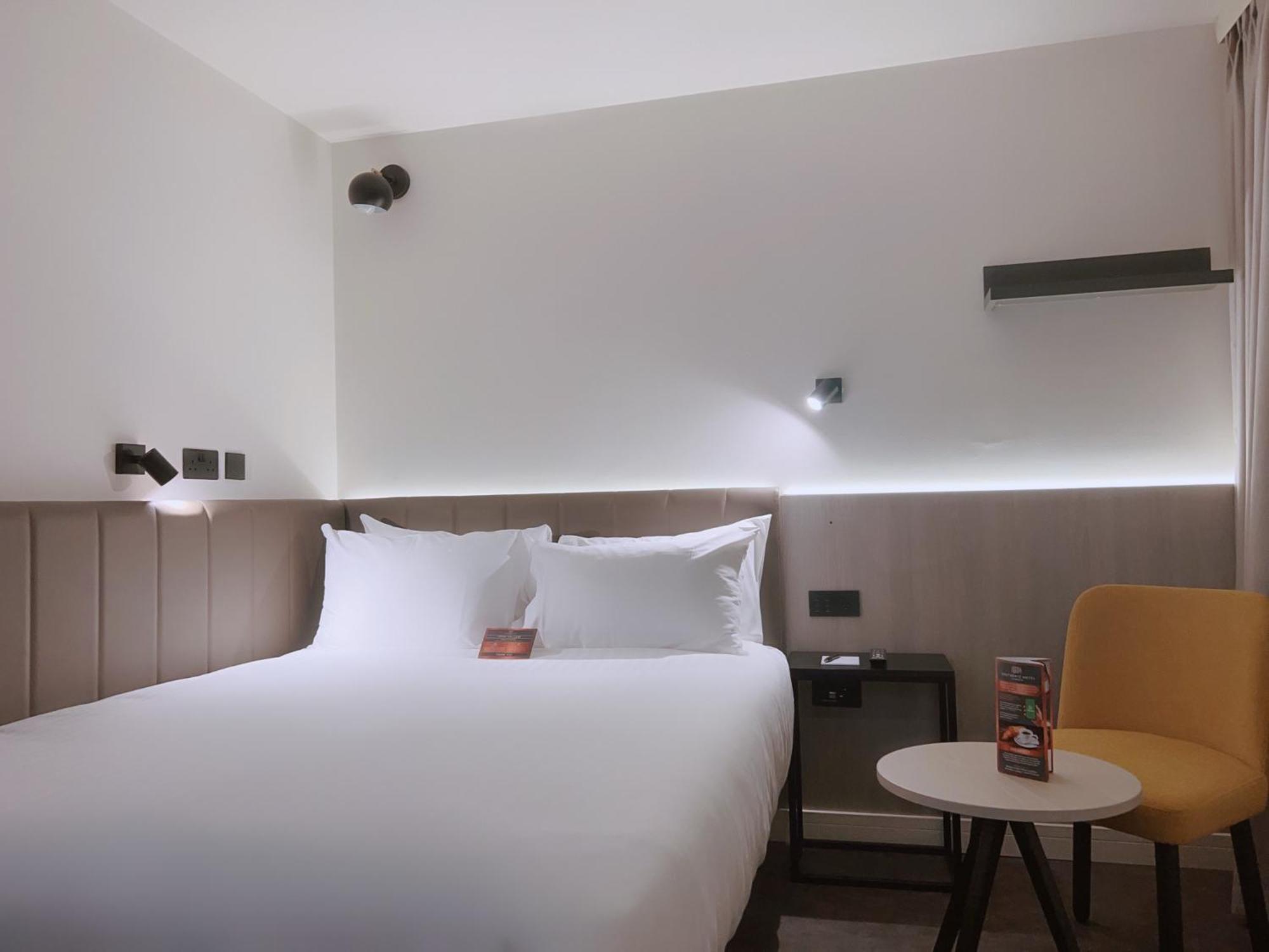 Southgate Hotel London East Barnet المظهر الخارجي الصورة
